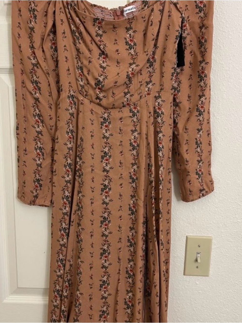 Reformation Dusty Rose Floral Square-Neck Long Sleeve Maxi Dress - Picture 2 of 3